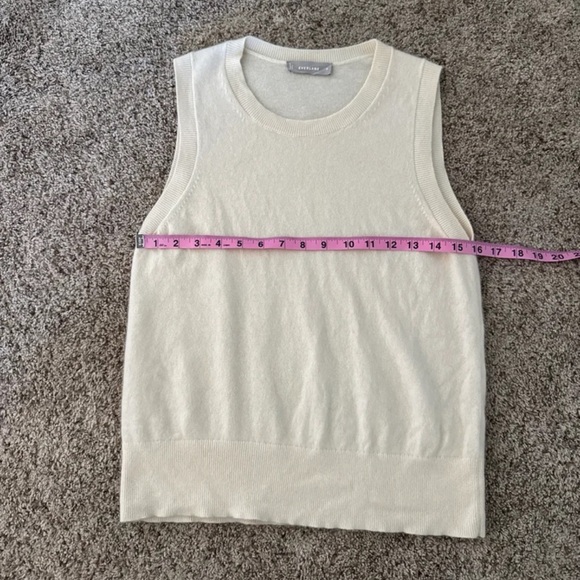 Everlane The Classic Tank in Cashmere Cream 
size Medium - Picture 11 of 12